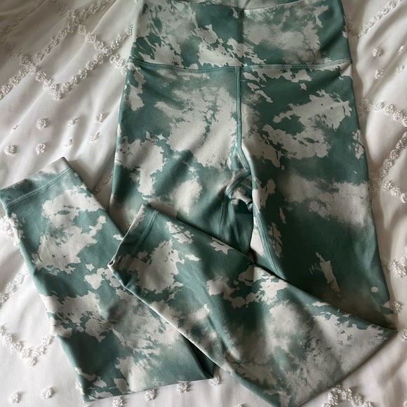 Leggings small - Picture 2 of 3